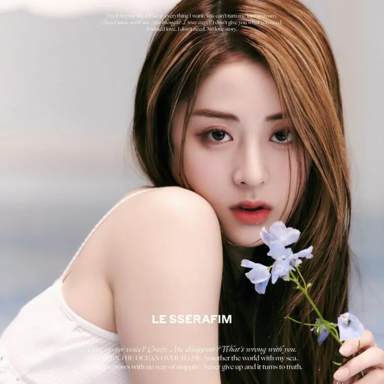 Yunjin LE SSERAFIM